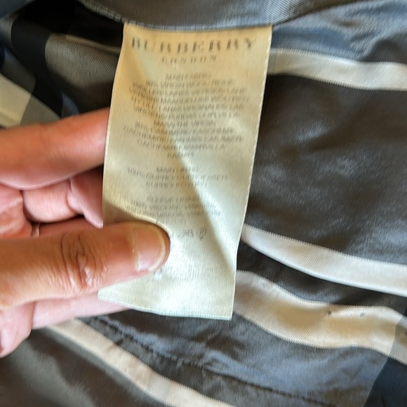 Burberry wool/cashmere trench coat size 2 - Picture 5 of 5